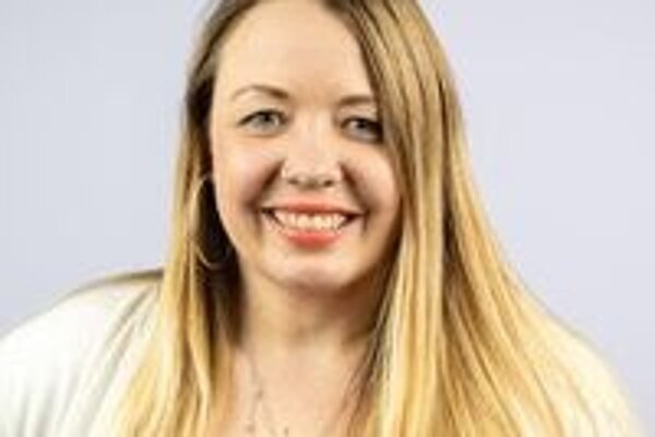 Cllr Hannah Gill Portrait of Hannah Gill